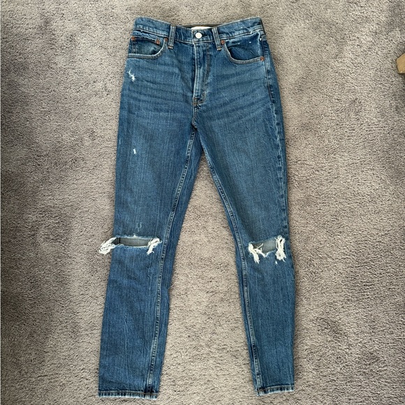 Abercrombie “The Skinny” High Rise Jeans size 26 (2R) color is Dark Destroy - Picture 3 of 6